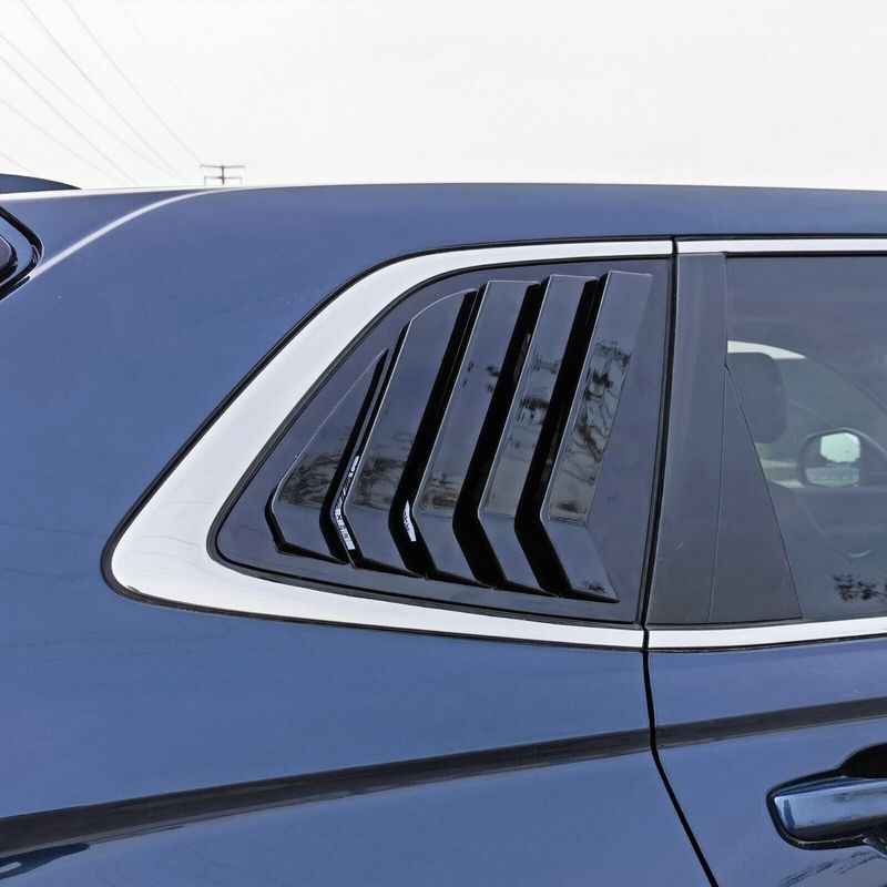 Rear window trims Fits for Honda CR-V CRV  2024 Gloss Black window blind 2pc