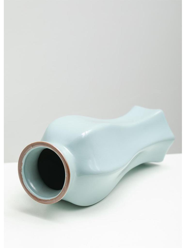 Chinese Zen Ru Kiln Ceramic Vase for Home Decor: Ideal for Living Room or Entryway Flower Arrangements and Green Plants