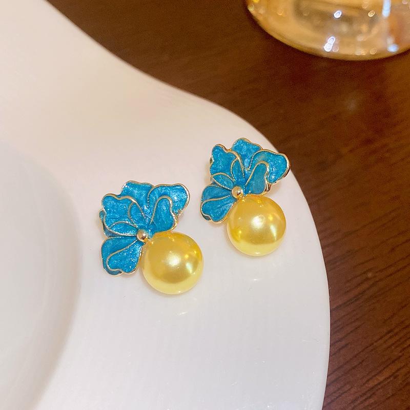 European and American Exaggerated Diamond-encrusted Flower Bow Fringed Earrings Personalized Earrings Internet Celebrity Temperament Earrings