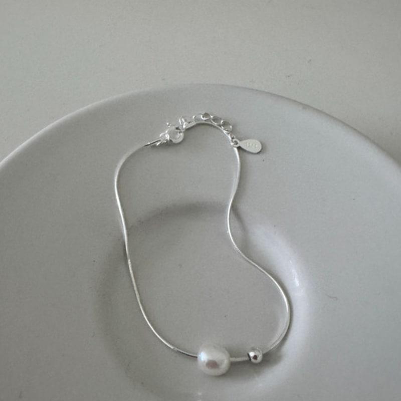 NUOY [Silver 925] Shining Silver Pearl Bracelet
