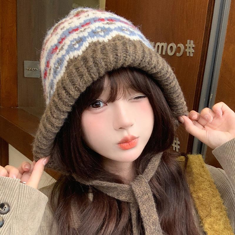 Jacquard Bag Hat Women's Autumn and Winter High End Style Colorful Knitted Hat  Thickened Warm Ear Protecting Woolen Hat