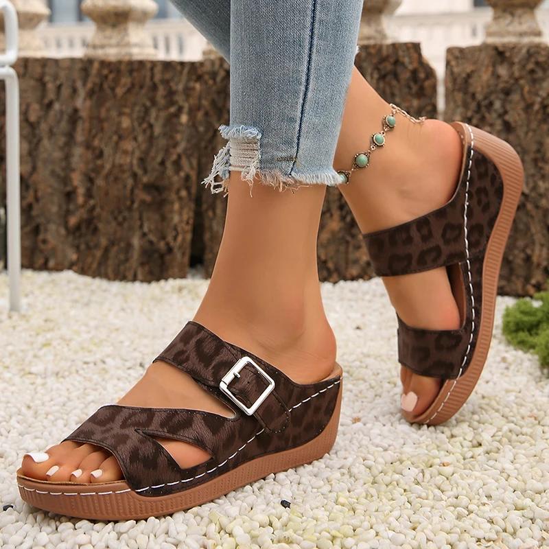 Fashion Lightweight Platform Sandals Women Leopard Print Wedges Summer Sandles Woman 2025 Plus Size Thick Sole Beach Slippers Female