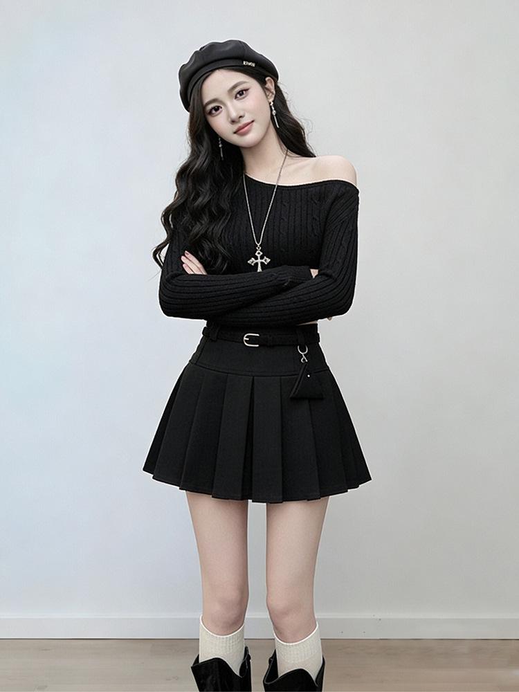2026 Spring Retro Pleated High-Waisted Suede Skirt - Women's Slimming, Leg-Lengthening Academy Style