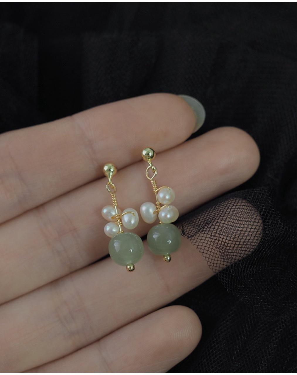 Изысканные серьги-пусеты ручной работы из натурального нефрита Хэтянь вокруг жемчужной золотой фасолины, элегантные серьги с темпераментом, японские и корейские серьги, модные серебряные не silver needle style