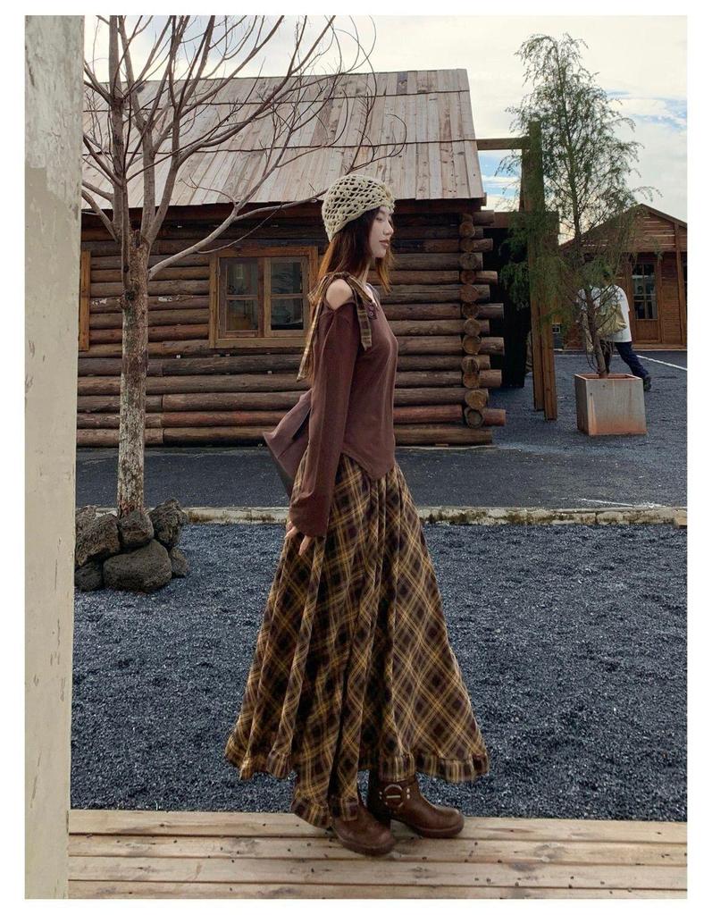2026 Spring Fashion Women's Long Sleeve T-shirt & High Waist Plaid Skirt Set