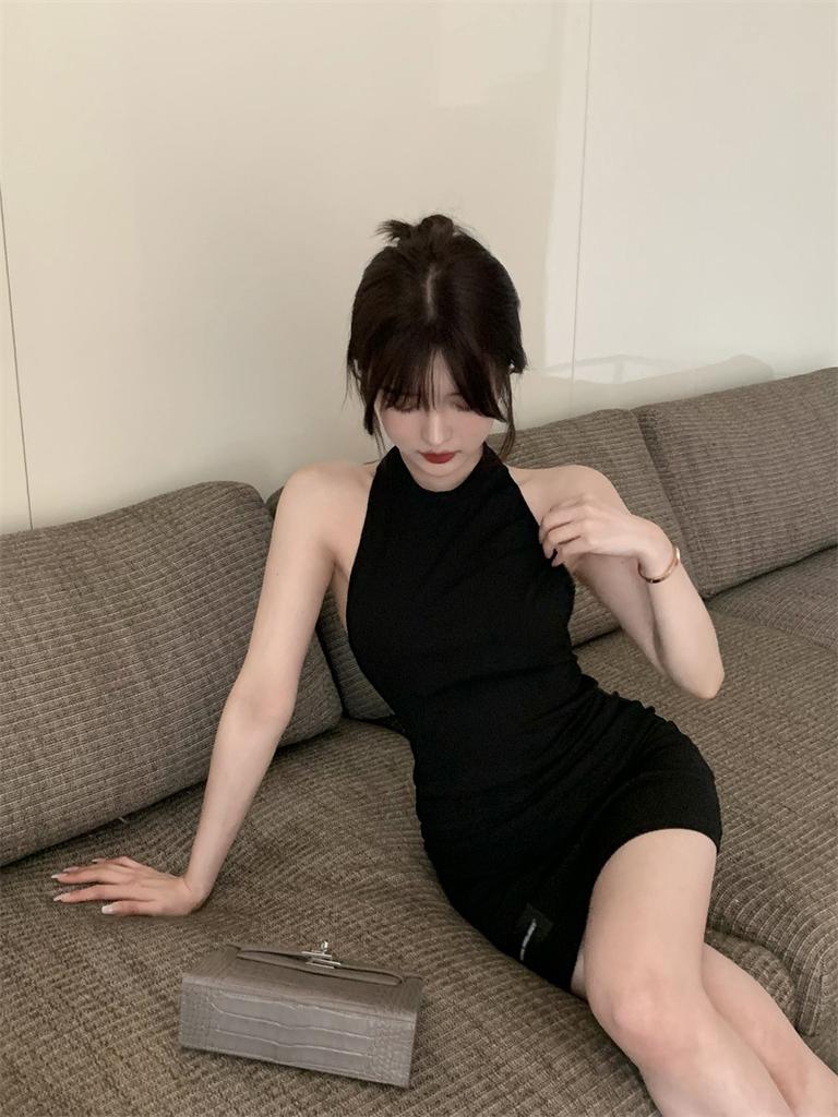 Irregular backless sleeveless dress women's summer sexy babes slim fit slim vest hip wrap black short skirt