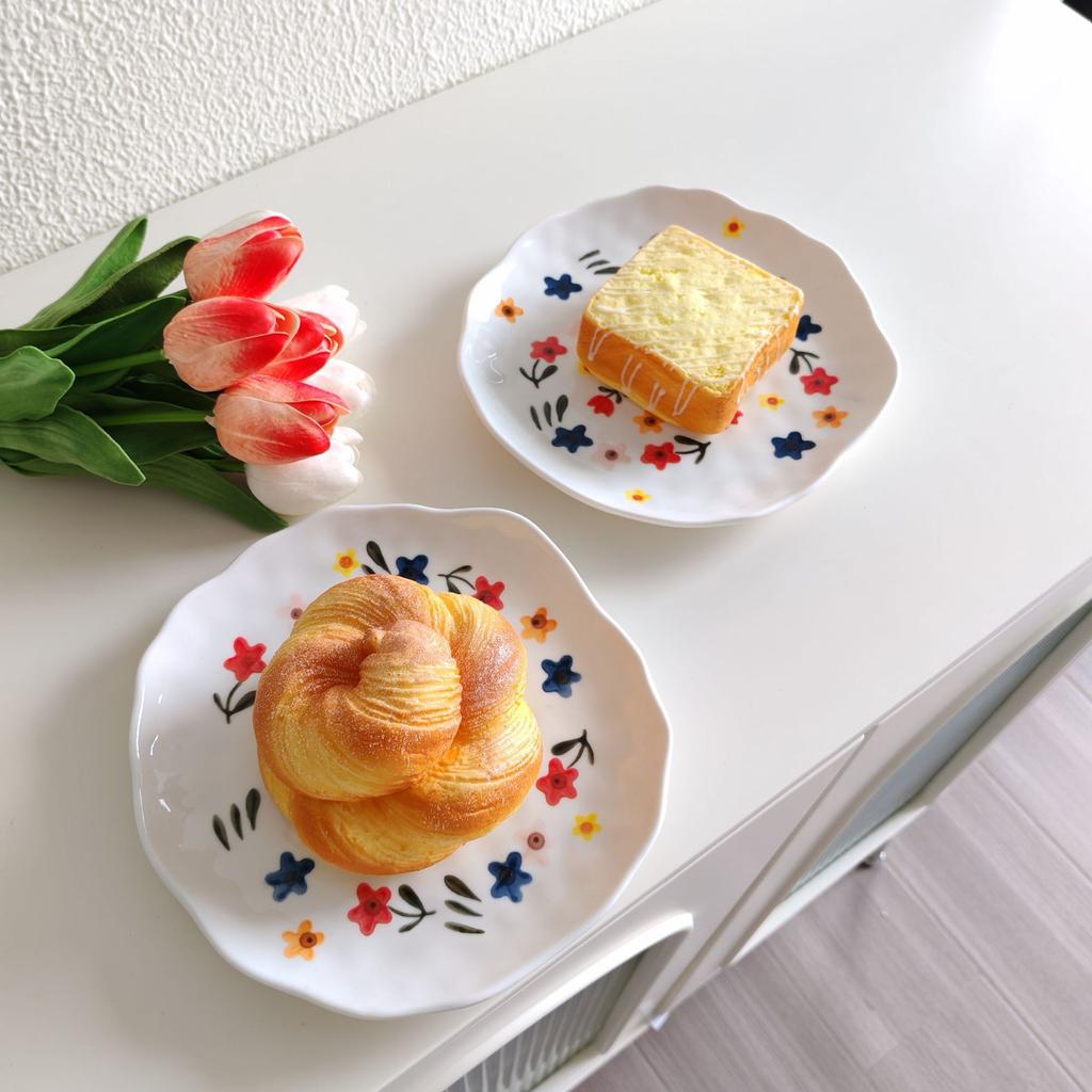Ins style irregular floral ceramic plate handcrafted Korean underglaze dessert dish