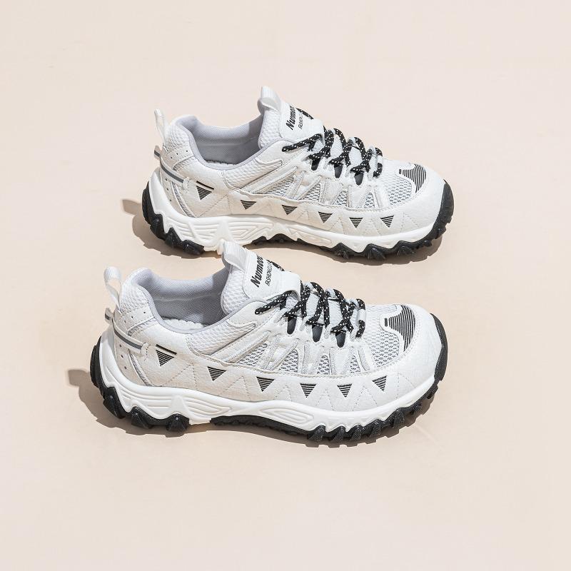 Dad shoes women's summer new mesh breathable thick sole heightening non-slip Internet celebrity Korean version of casual sports shoes