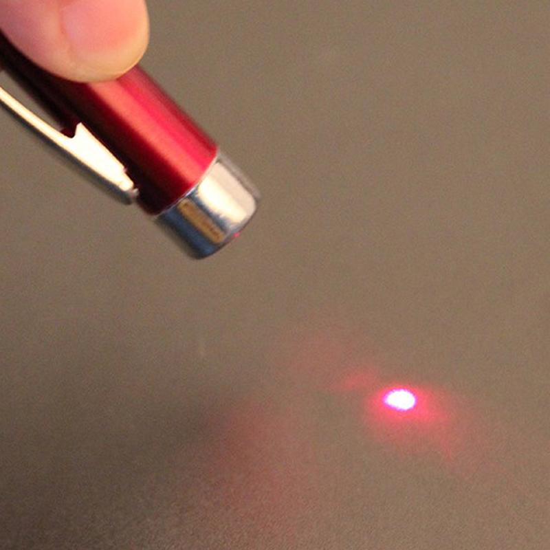 Luce LED Multifunzionale 5 in 1 Funzione Magnete Puntatore Capacitivo Penna Laser