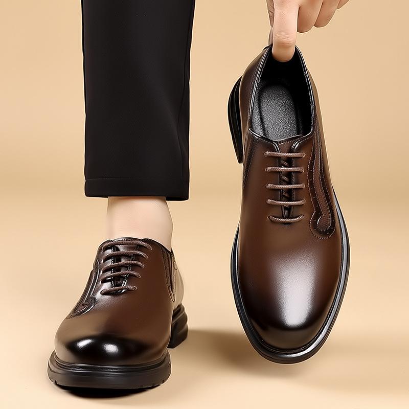 Fashion 2025 Spring New Men's Business Formal Casual Leather Shoes Fashion Solid Color British Korean Brock Wedding Shoes for Men