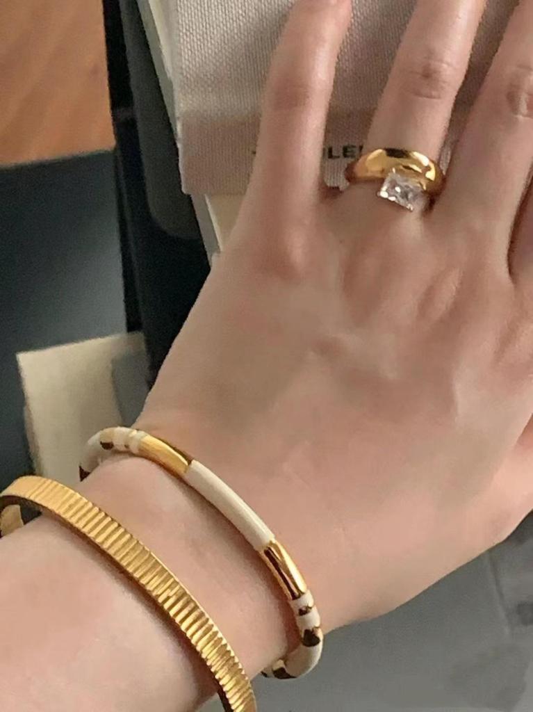 European Retro INS Style Titanium Steel Drip Glaze Bracelet - Women's Fashionable Personalized Jewelry