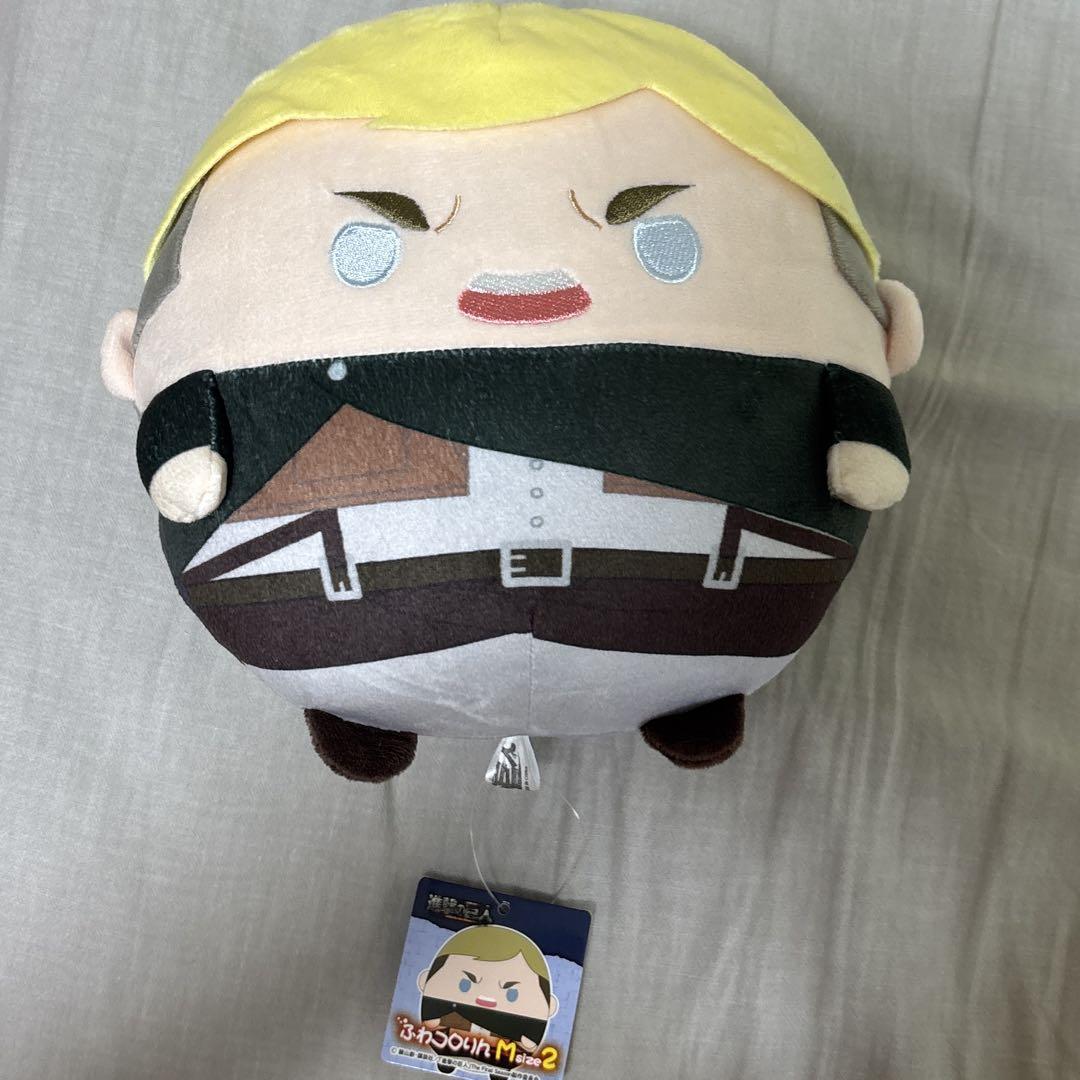 

[USED] Attack on Titan Erwin Fluffy Roller M Size 2