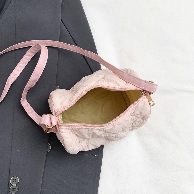 Korean Style Cloud Bubble Crossbody Bag: Niche Pleated Commute Shoulder Bag for Women