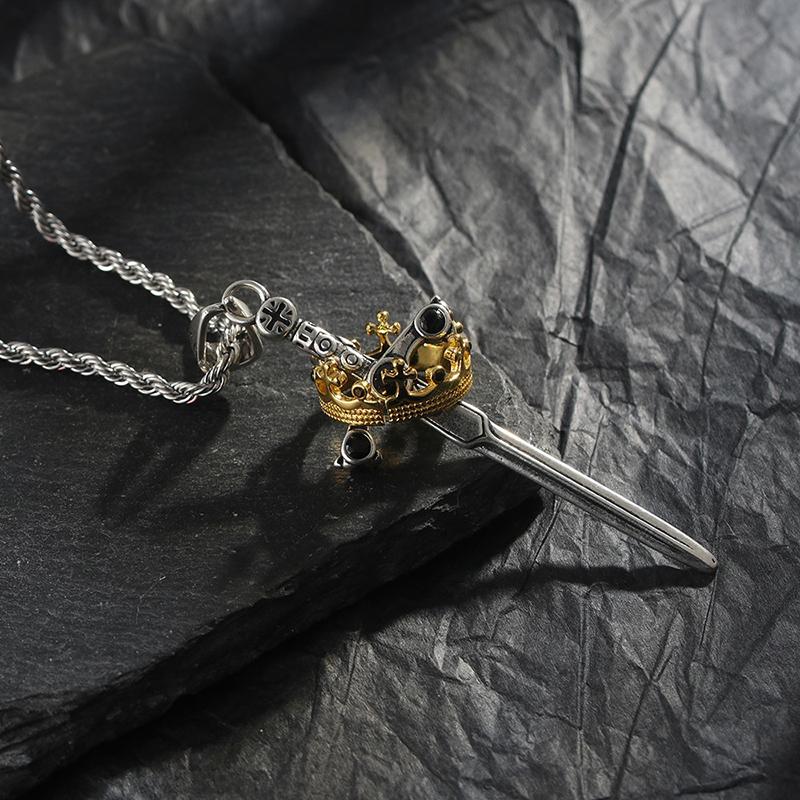 

Нове вінтажне кольє з кулоном-хрестом для жінок Меч Корона Панк Готика Ланцюжок на ключицю Прикраса OneSize