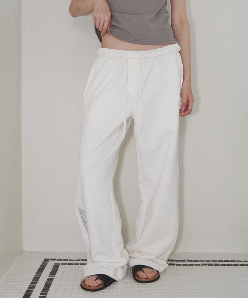 Seuteulaipeumagalin Margarine Logo Wide Sweatpants White