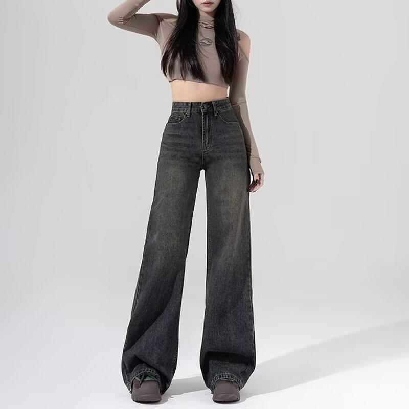 

Женские джинсы прямого кроя с высокой посадкой - Коллекция Весна/Осень/Зима 2024 L