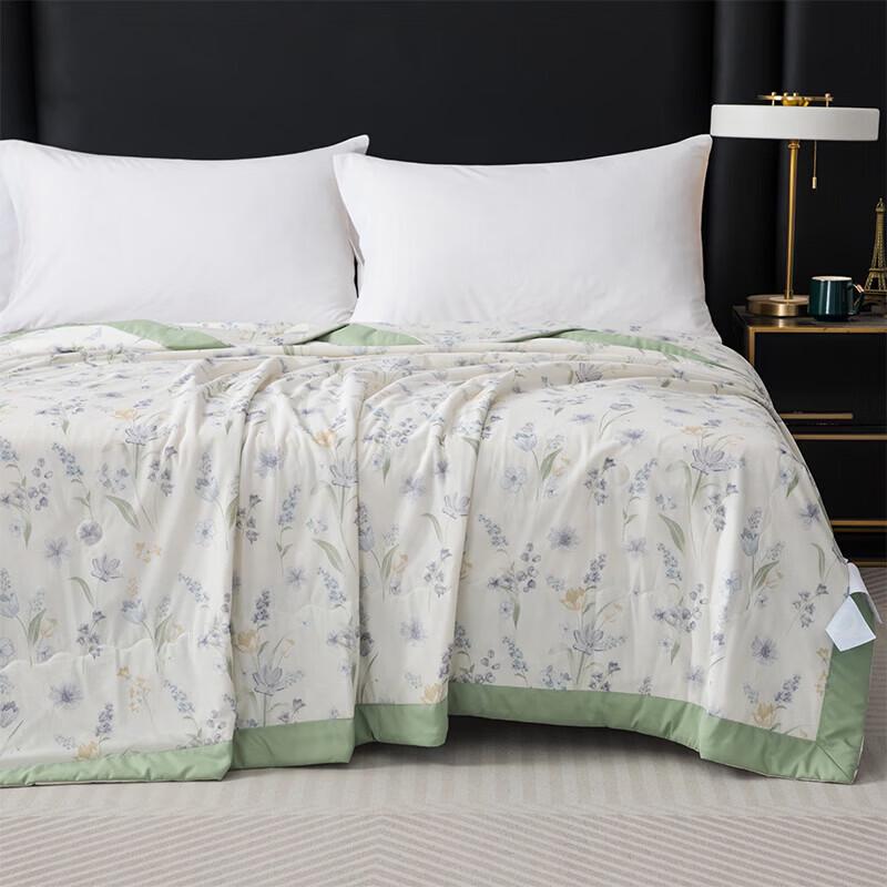 Faunen Summer Cooling Quilt