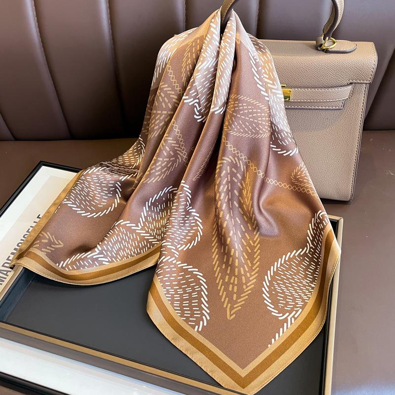 Jungle Floral Silk 70 Square Scarf Mulberry Silk Silk Scarf Women'S Versatile Spring And Autumn Mother Scarf Gift