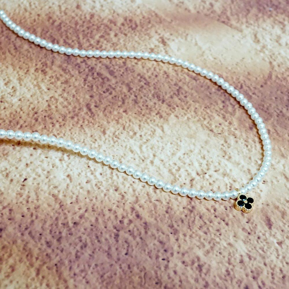 Flower 3mm pearl necklace