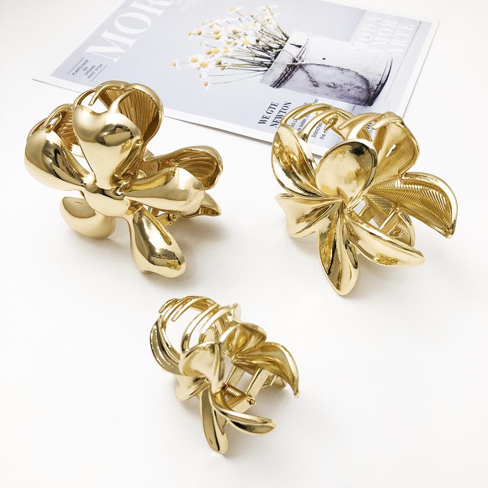 European Style Flower Hair Clip: Eco-friendly Alloy Shark Clip for Women