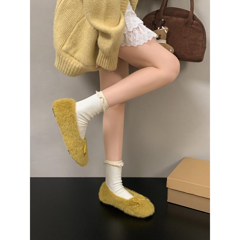 White French Retro Flat-bottomed Fluffy Shoes for Women's Autumn and Winter with Skirts, Soft-soled Shallow-mouth Mary Jane Cotton Shoes
