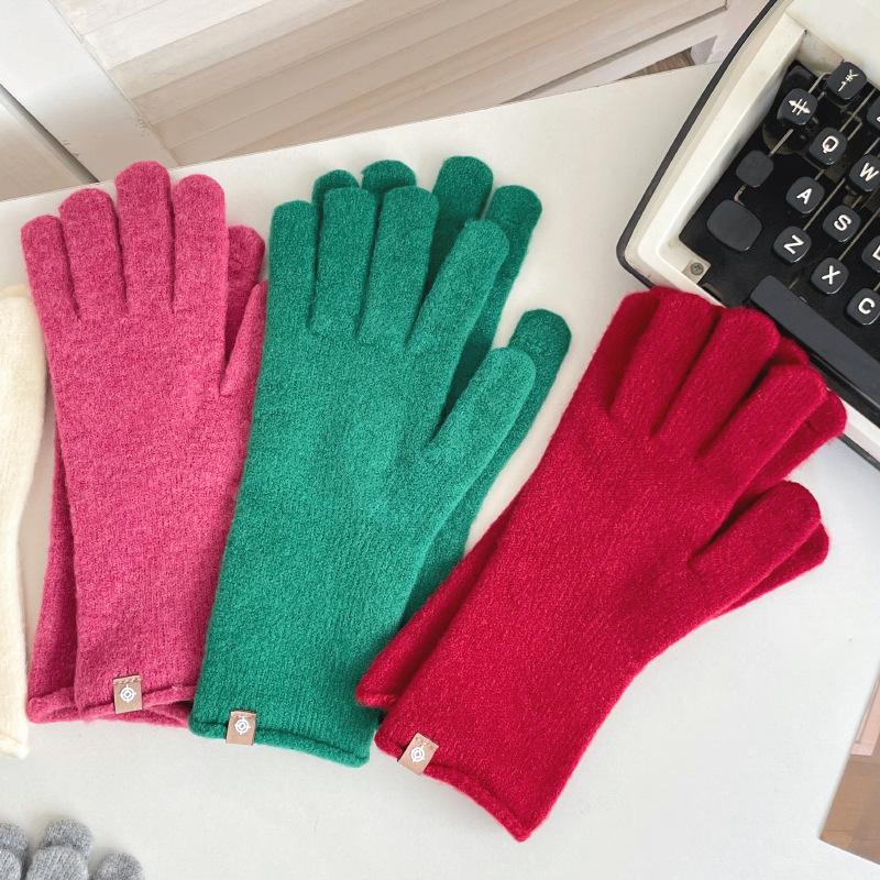 Neue Strickhandschuhe aus Wollmischung für den Herbst, halten im Winter warm und sind Touchscreen-fähig