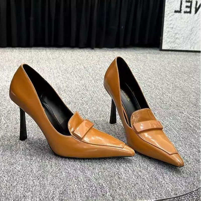 Black Temperament Pointed Cut Men Shallow Mouth High Heels Women 2025 New Retro Socialite Small Square Buckle Commuter Single Shoes Women