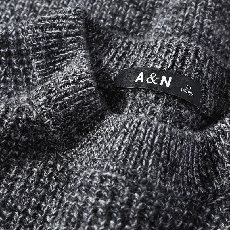 Pánský svetr Antonio ze 100% merino vlny se zesíleným kulatým výstřihem