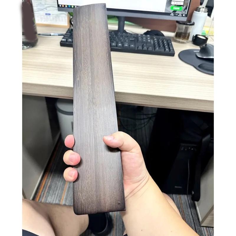 Handgelenkauflage aus Holz Walnuss Handgelenkauflage Holz Mauspad Handgelenkschutz für Tastaturen (Nussbaum, 61 87 104 Tasten)