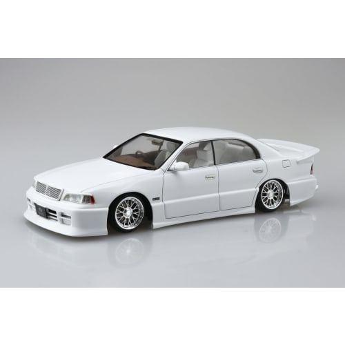 Aoshima Bunka Kyozai 1/24 The Tuned Car Series No.89 Toyota GARSON UZS141 Majesta '91 Plastic Model Car