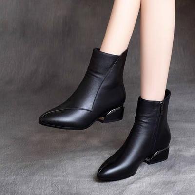 Pointed Ladies Leather Boots, Side Zipper, Low-heeled Thick-heeled Plus Velvet Fashion Short Boots
