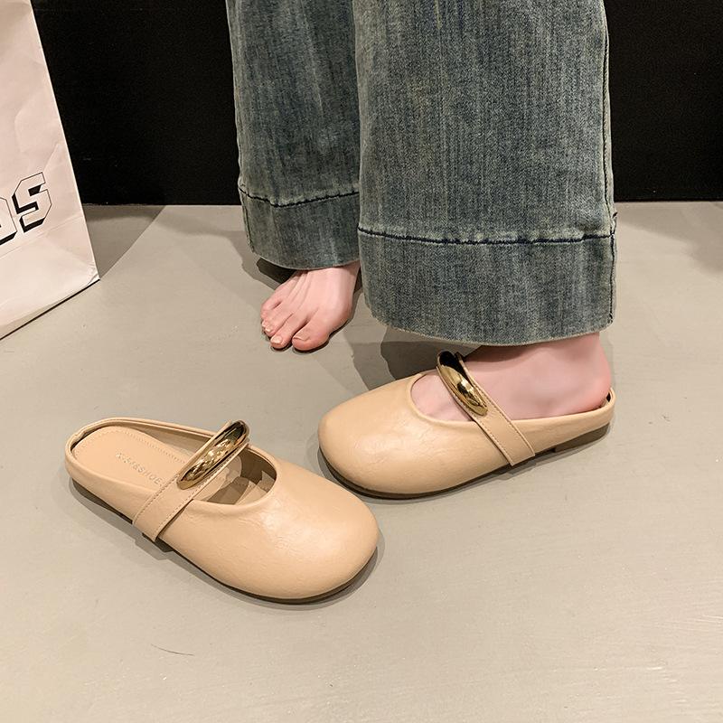 Mary Jane bag head half slippers women's summer wear 2025 new flat bottom fashion half tray French style with skirt cool slippers