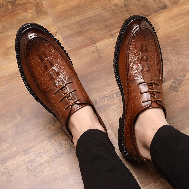 Leather shoes men's low-top crocodile pattern British casual retro lace-up wedding groom shoes 2025