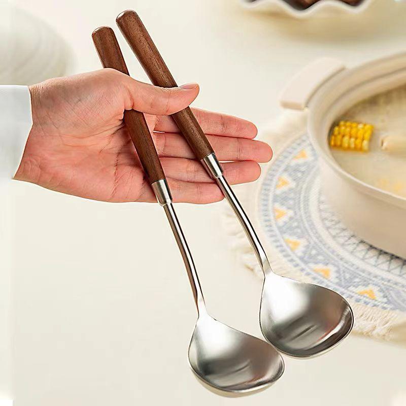 Stainless Steel Soup Scoop Wooden Long Handle Cooking Shovel Scoop Home Restaurant Hotpot Soup Porridge Spoon Kitchen Tableware