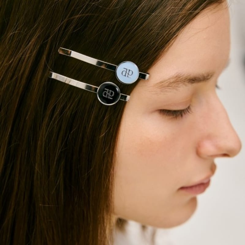 DEPOUND Kreis Metall Pin - Himmelblau