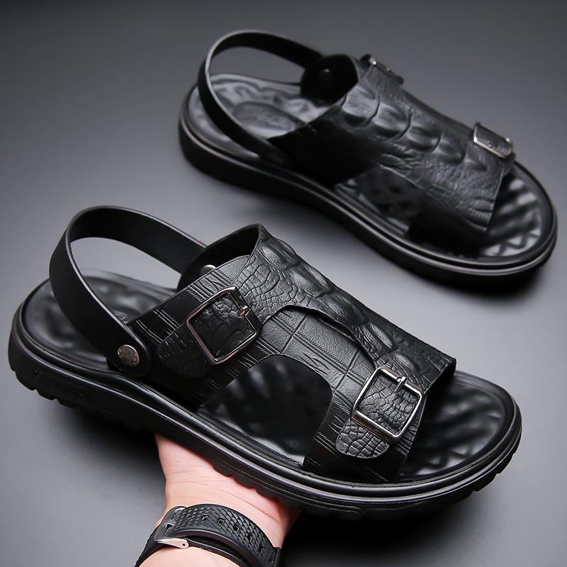 Fashion Sandals in Large Size Summer Beach Shoes Cool Slippers Wear-resistant and Non Slip Casual and Fashionable Air Cushioned Shoes