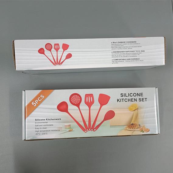 Silicone Heat-Resistant Non-Stick Kitchen Utensil Set: Spatula, Spoon, Colander - 5 Pieces