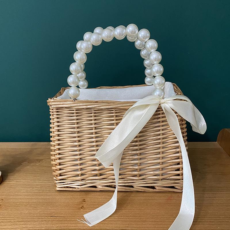 Women's Fresh Handwoven Pearl Rattan Crossbody Bag