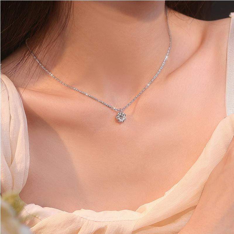 New Necklace, Sparkling Diamond Necklace, Women's Light Luxury Temperament, Gentle and Fashionable, Versatile Collarbone Chain