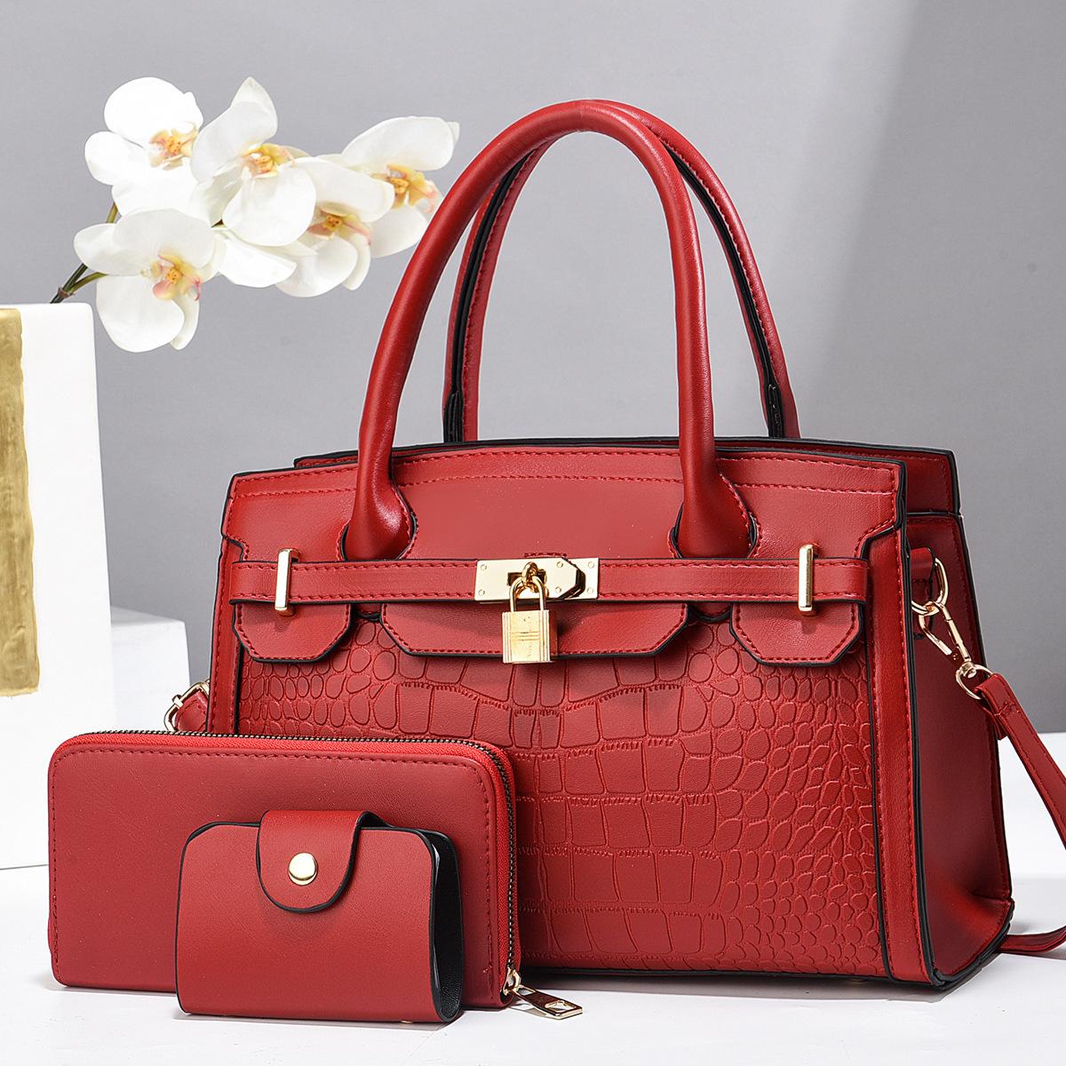 

Women s bag new child and mother bag women s crocodile pattern handbag high value single shoulder oblique span bag 31*12*21