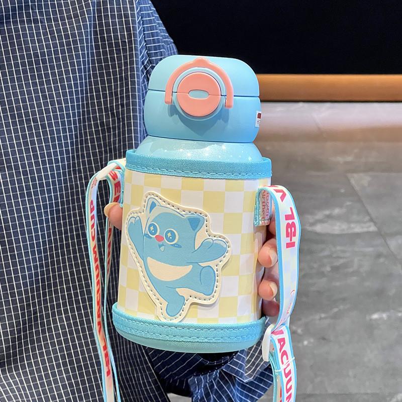 Kids Insulated Water Container With Large Volume And Portable Design For School And Picnic