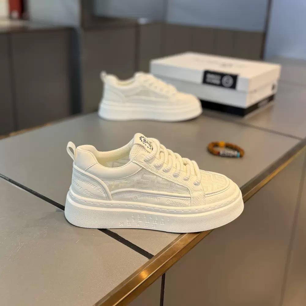 

Summer new board shoes men s daily casual versatile white shoes youth sports walking casual men s shoes 44