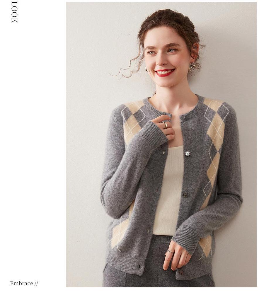 Women's Retro Diamond Pattern Cashmere Cardigan - Single-breasted, Round Neck, Warm Sweater for Autumn and Winter