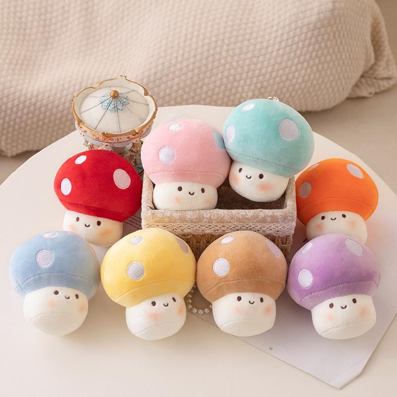 Cute Japanese Style Mushroom Plush Toy Keychain Bag Charm Cartoon Doll Stuffed Animal Pendant Gift