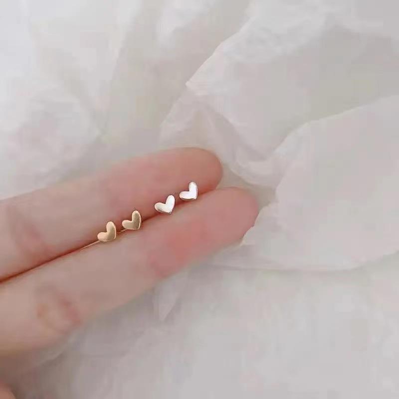 

Модные серьги для женщин, маленькие и элегантные One Size золотой