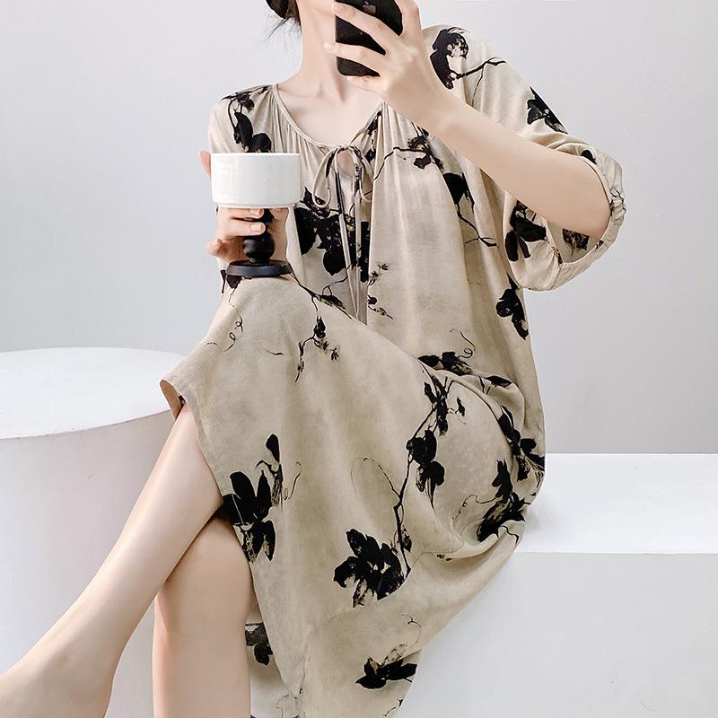 1011 new cotton and silk nightdress women's summer short-sleeved pajamas cartoon pony element long loose cotton silk skirt can be worn outside