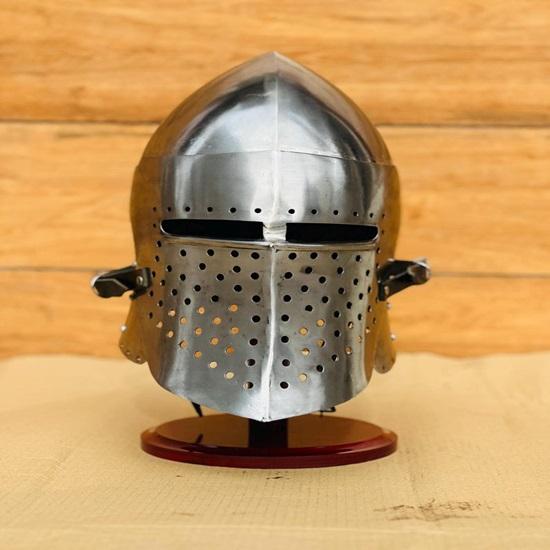 

Серебряный шлем Барбута Шлем средневекового рыцаря Доспехи LARP Косплей Костюм на Хэллоуин Лучший подарок Хэллоуин