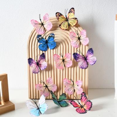 4 szt. Naklejki ścienne z motylami 3D Kolorowe naklejki ścienne z motylami Usuwalna sztuka ścienna Murale do majsterkowania Dekoracja domu, biura, imprezy, sypialni