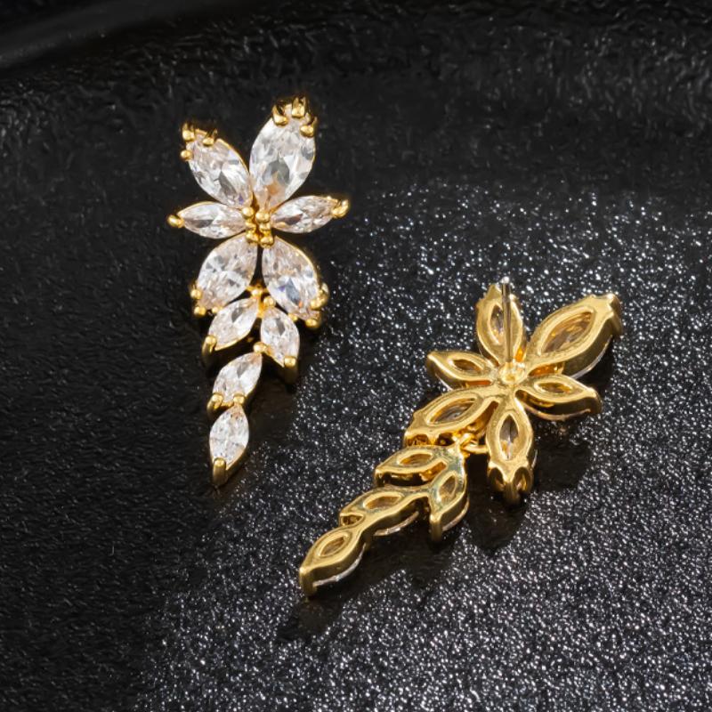 Super Flash Copper Inlaid Zircon Stud Earrings, Celebrity Women's Elegant Temperament Earrings, High-end Light Luxury Bridal Earrings Accessories