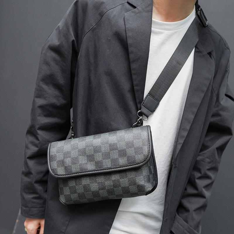 Men's plaid shoulder bag trendy messenger bag boys street fashion satchel student small bag personalized messenger bag new